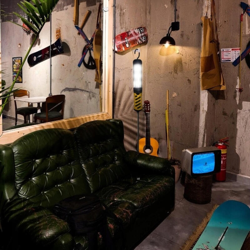 LATARKA WARSZTATOWA LAMPA LAMPKA KANAŁOWA 120LED NA KABLU 10M HAKIEM MAGNES