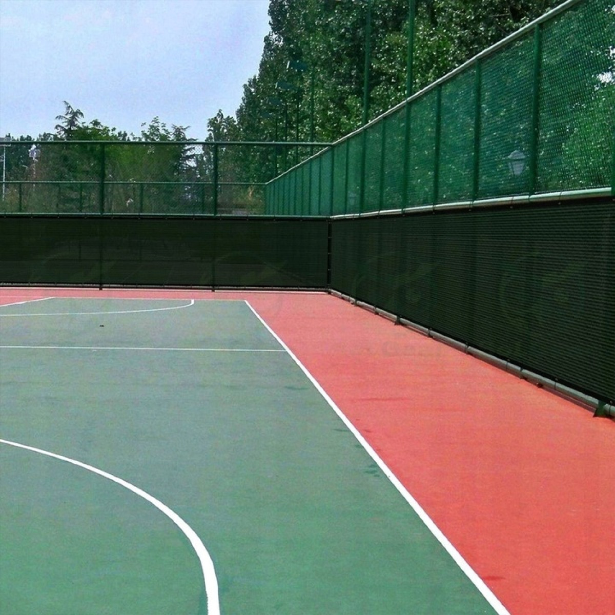 SIATKA CIENIUJĄCA NA OGRODZENIE PŁOT BALKON MASKUJĄCA 1,2x25m 90% UV MOCNA