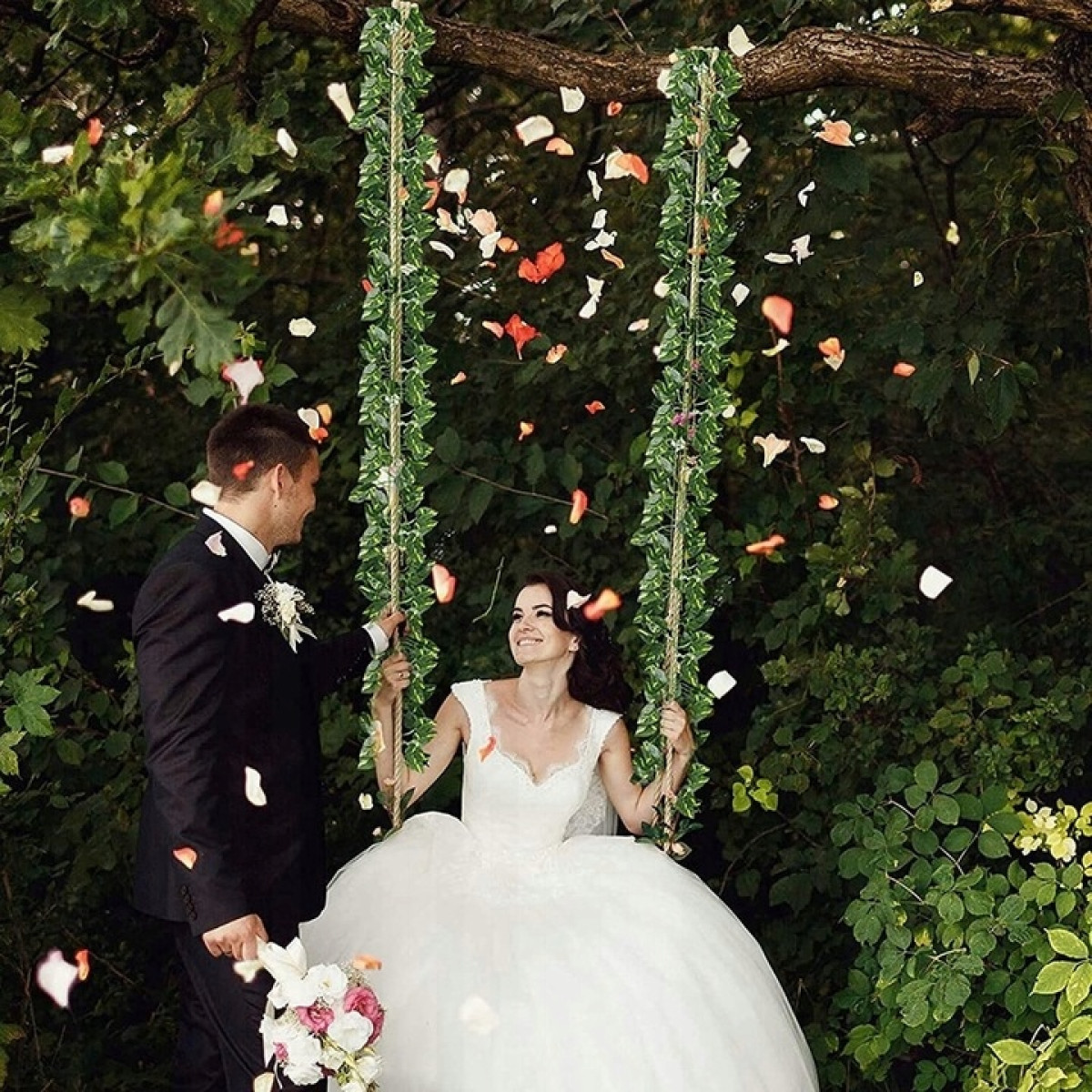 SZTUCZNY BLUSZCZ x24 NA ŚCIANE BALKON KWIATY LIŚCIE ZIELONA ŚCIANA 50m